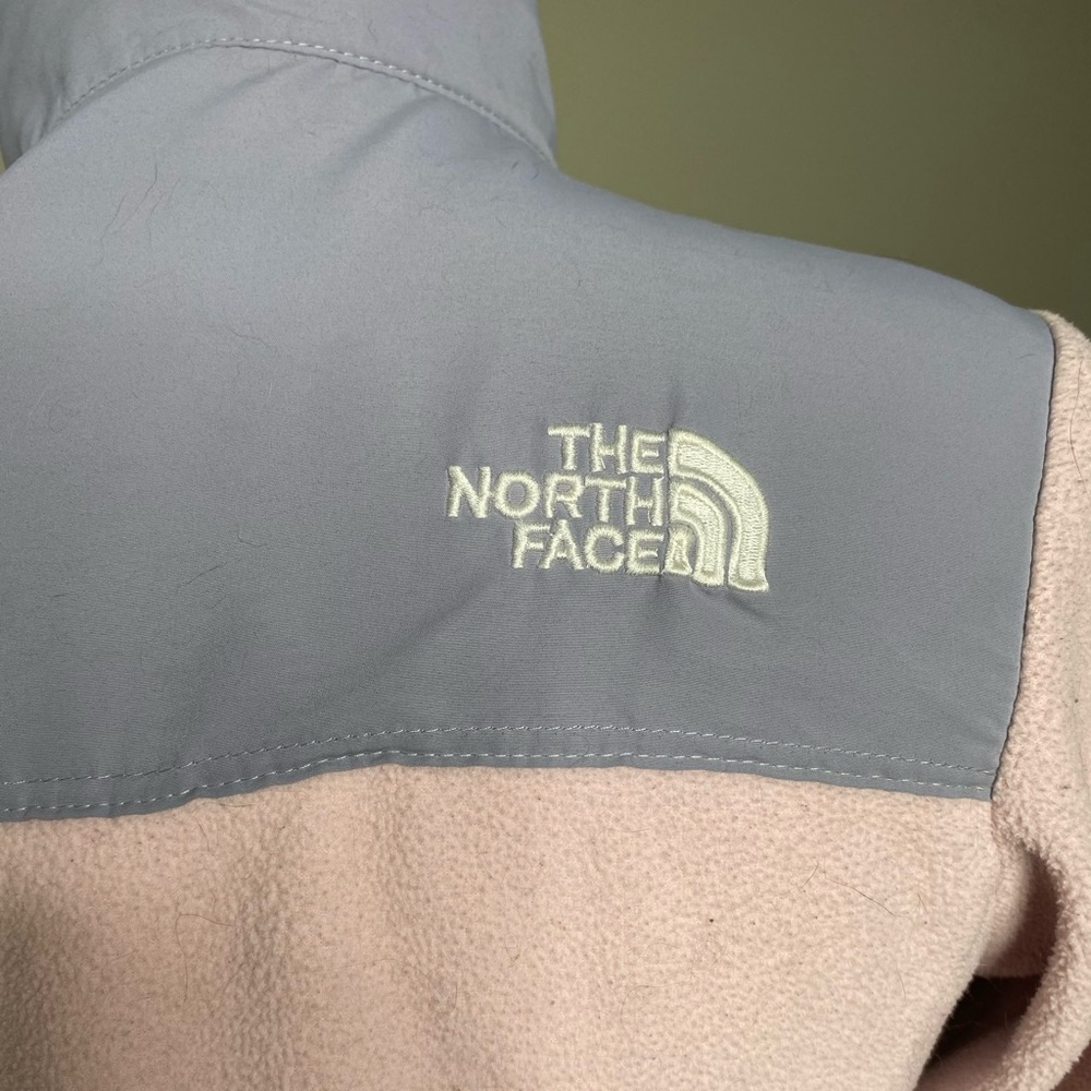 The North Face Sherpa full zip jacket, pink/gray SZ Small, 3 zip pockets - Picture 6 of 12
